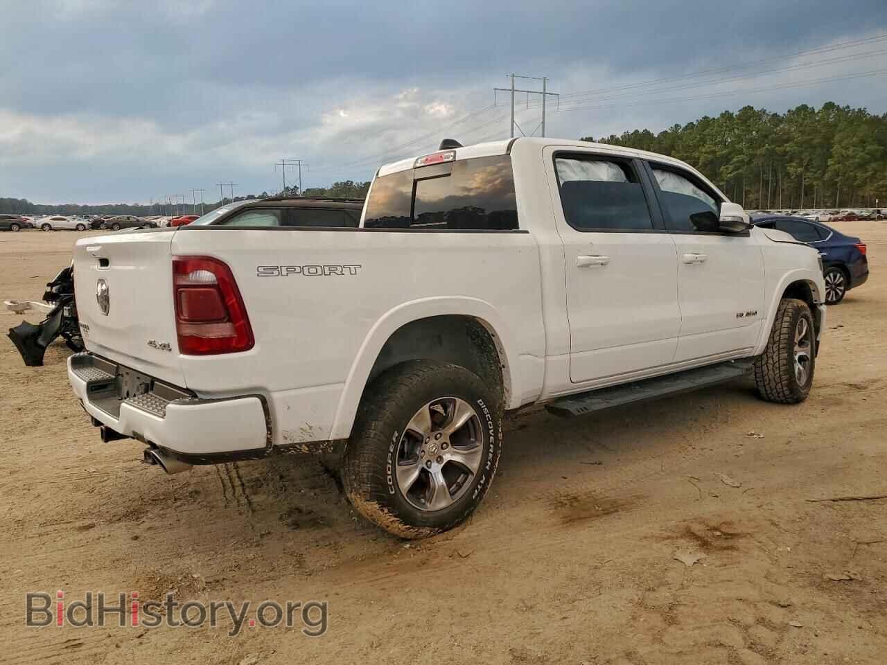 2021 RAM 1500 - VIN: 1C6SRFJT2MN806383 - Фото 3