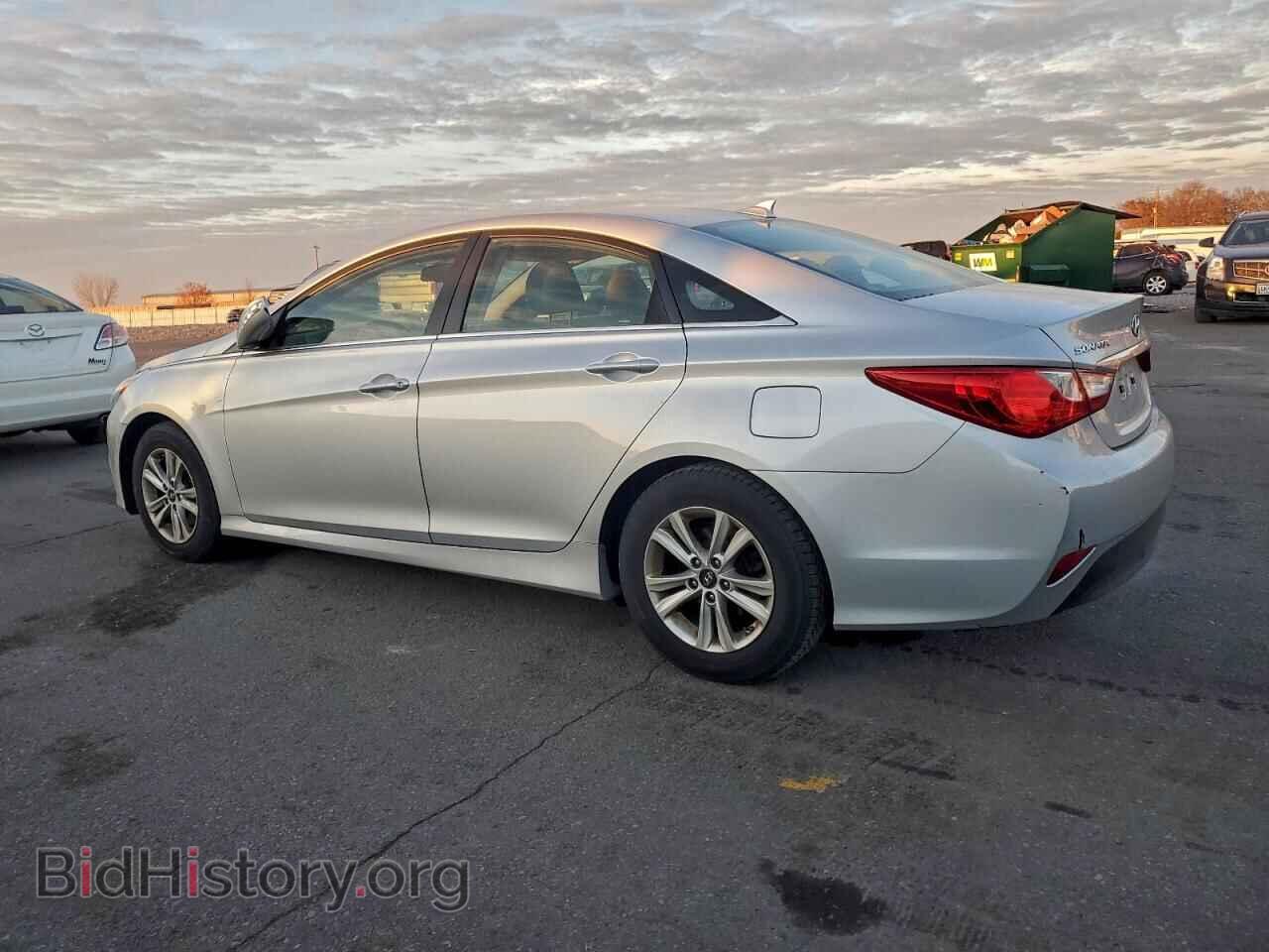 2014 HYUNDAI SONATA - VIN: 5NPEB4AC4EH867167 - Фото 2