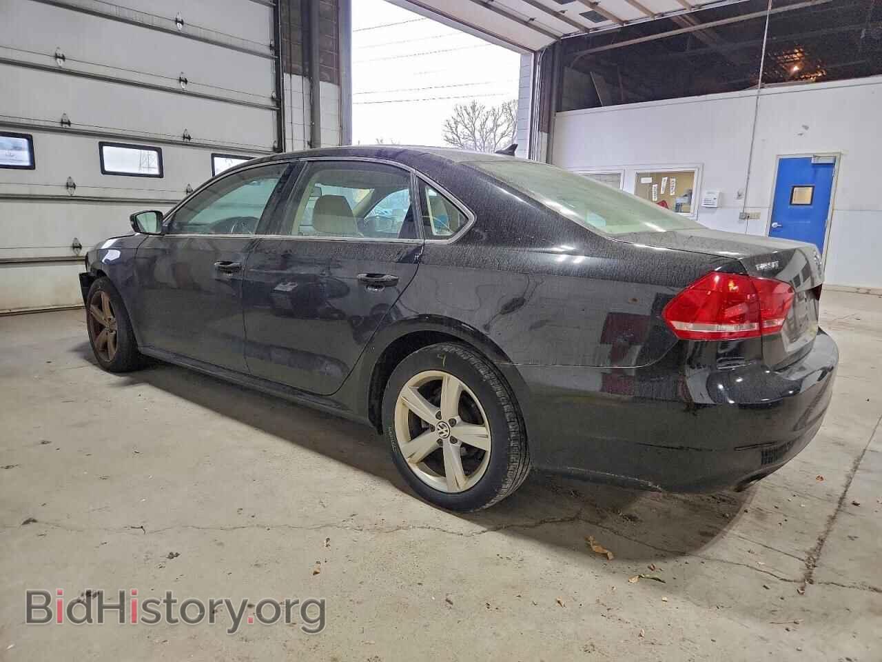2015 VOLKSWAGEN PASSAT - VIN: 1VWAT7A30FC082796 - Фото 2