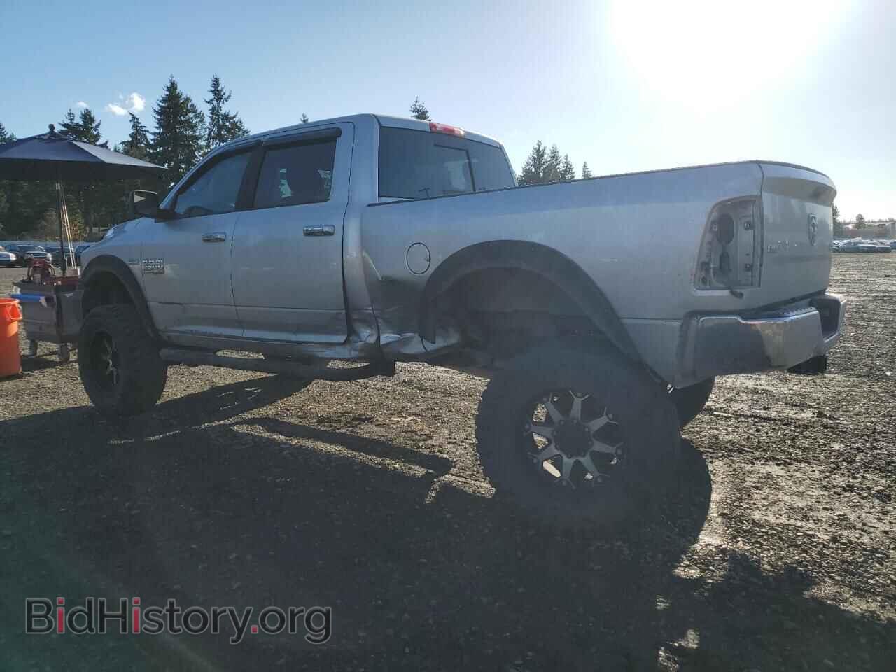 2013 RAM All Models - VIN: 3C6TR5DT8DG525319 - Фото 2