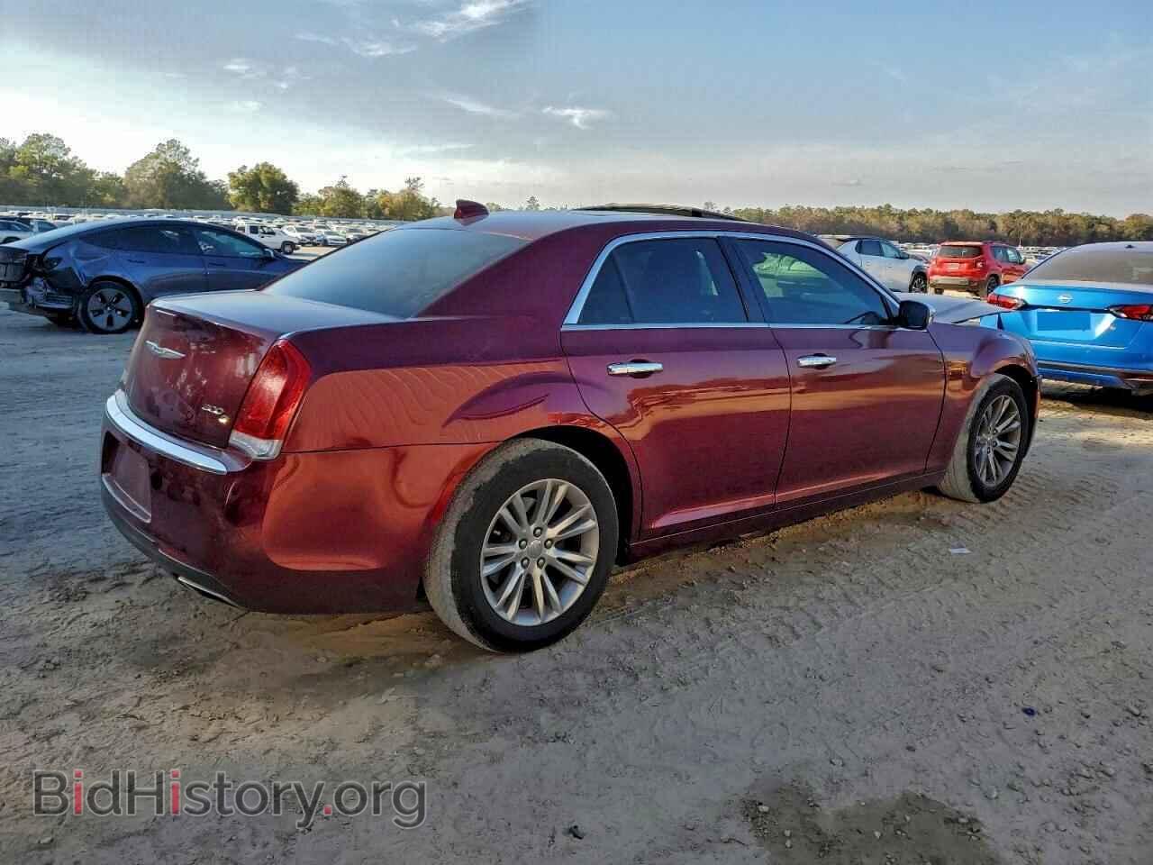 2017 CHRYSLER 300 - VIN: 2C3CCAEG0HH565196 - Фото 3