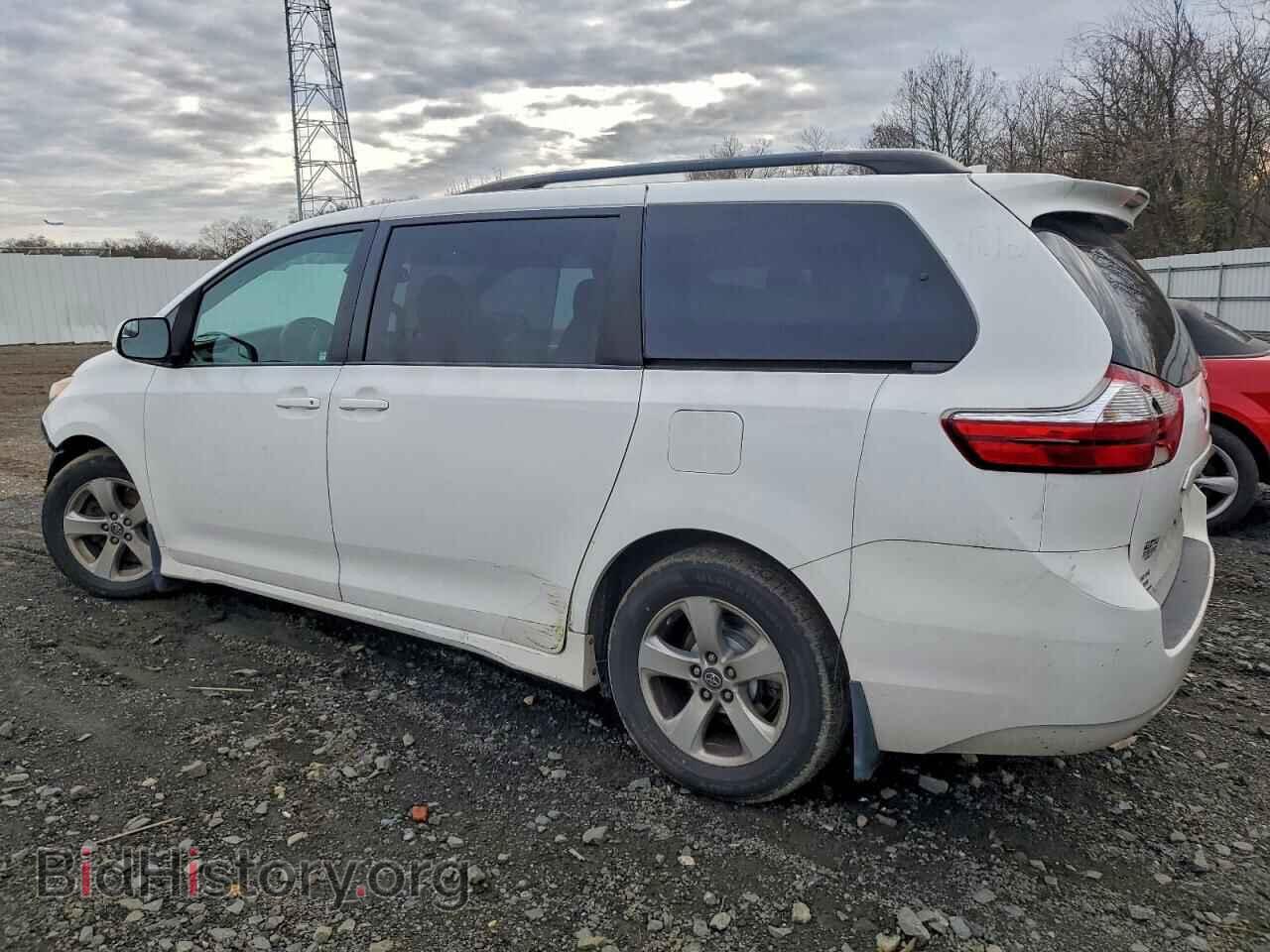 2018 TOYOTA All Models - VIN: 5TDKZ3DC8JS926813 - Фото 2