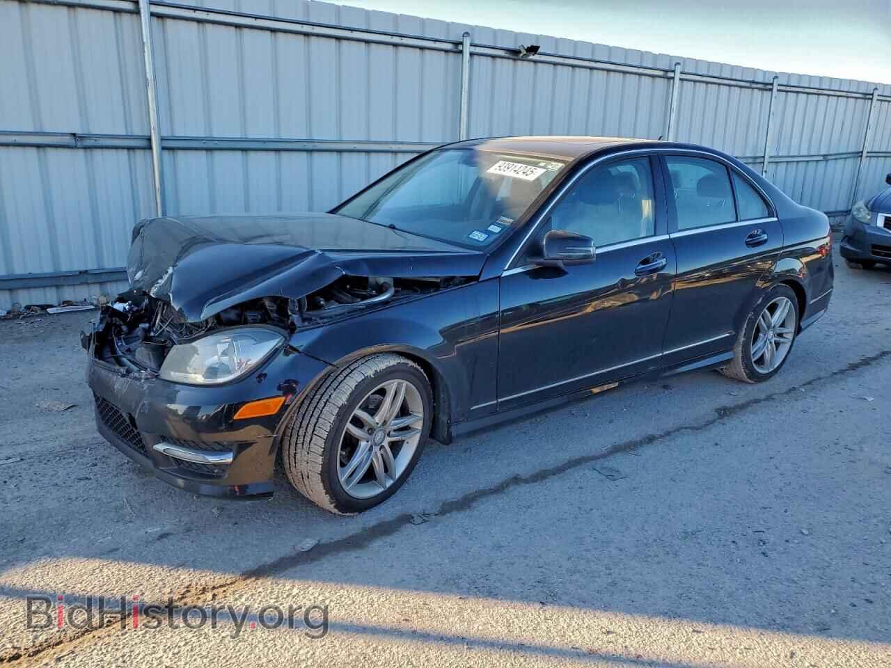 Photo WDDGF4HB7DR242575 - MERCEDES-BENZ C-CLASS 2013