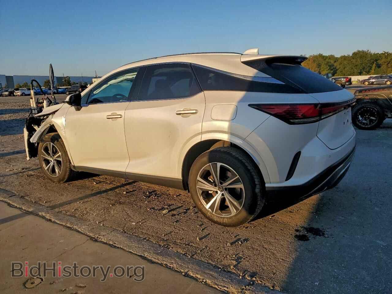 2023 LEXUS RX - VIN: JTJCHMAA2P2009248 - Фото 2