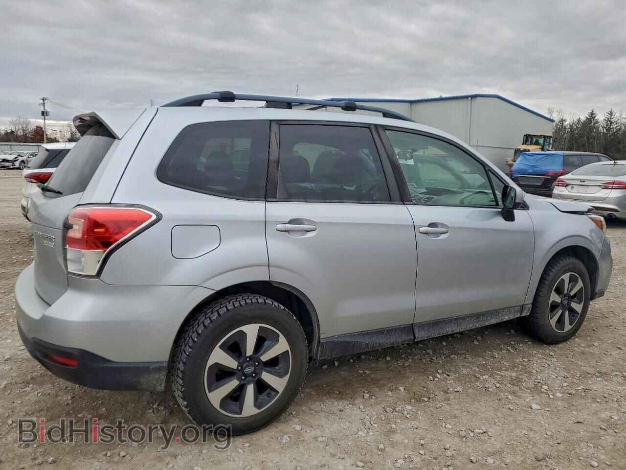 2017 SUBARU FORESTER - VIN: JF2SJAEC2HH804569 - Фото 3