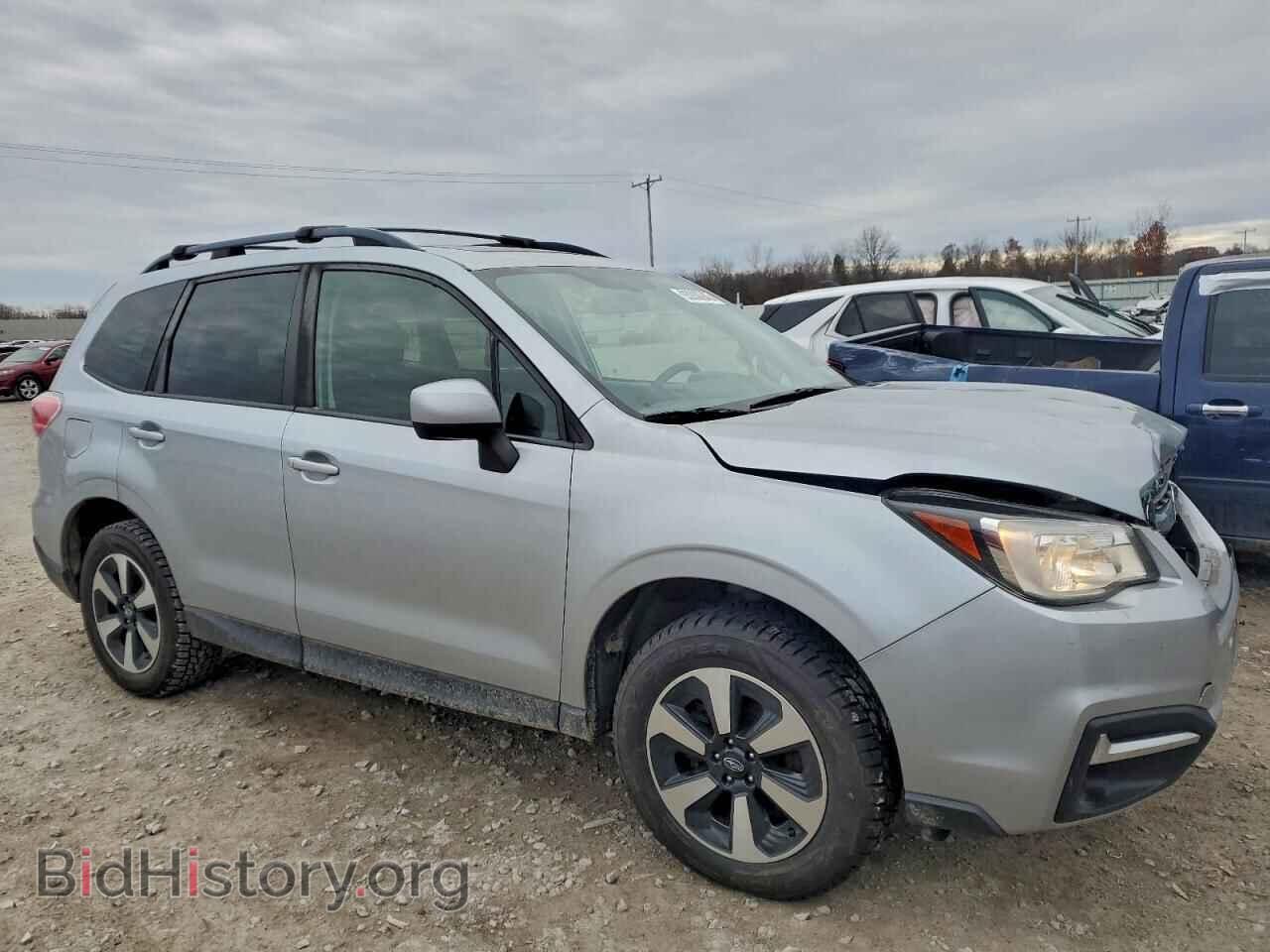 2017 SUBARU FORESTER - VIN: JF2SJAEC2HH804569 - Фото 4