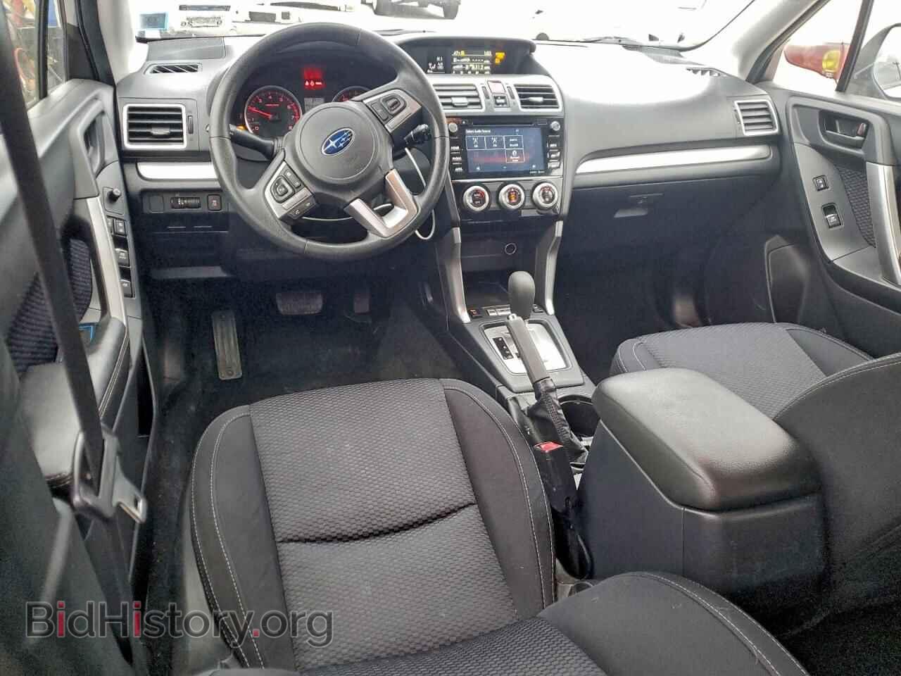 2017 SUBARU FORESTER - VIN: JF2SJAEC2HH804569 - Фото 8