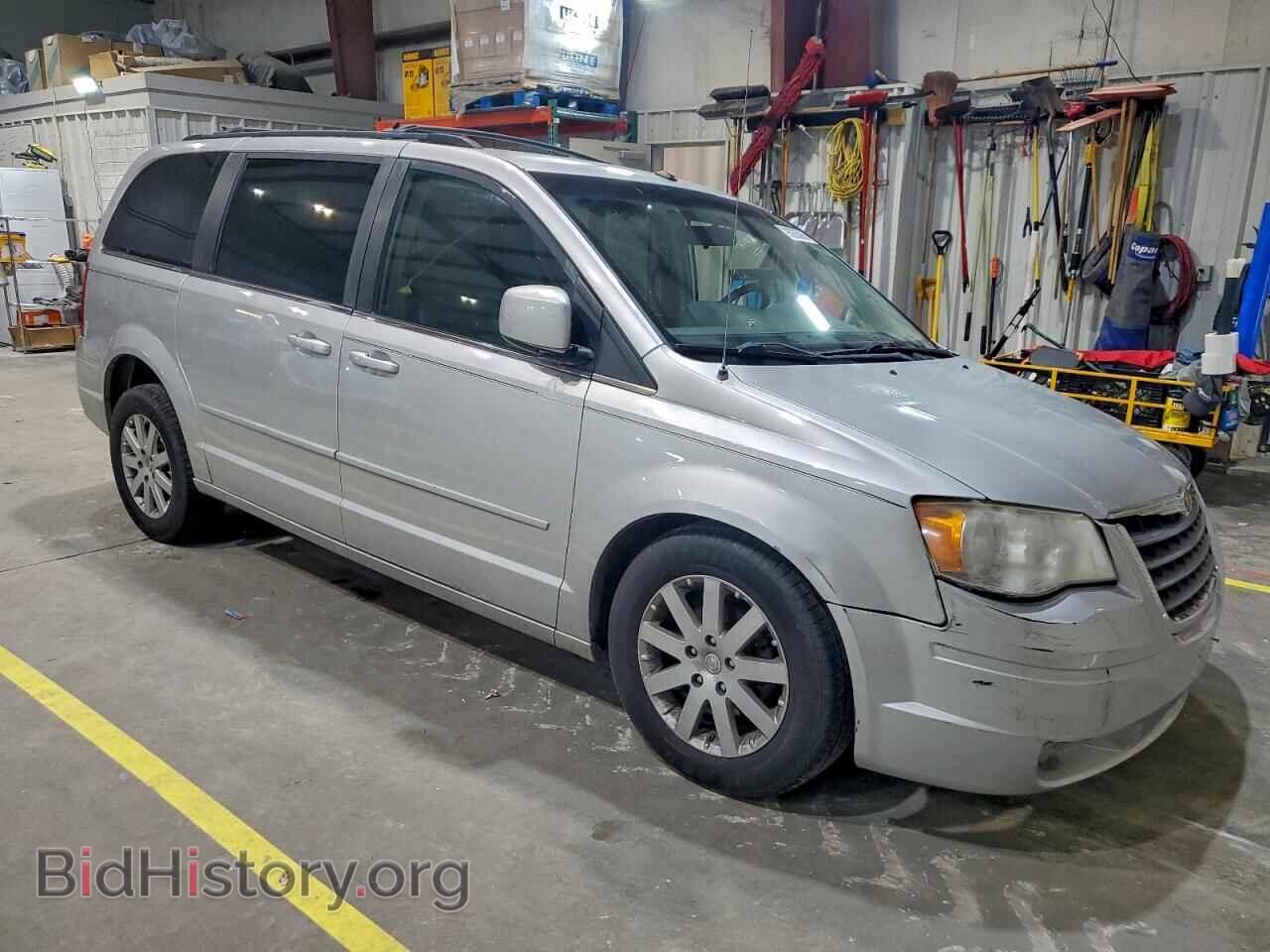 2008 CHRYSLER MINIVAN - VIN: 2A8HR54P28R607296 - Фото 4