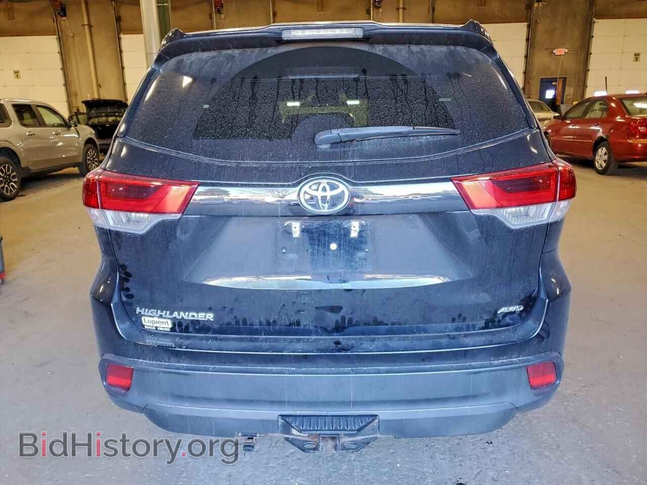 2017 TOYOTA HIGHLANDER - VIN: 5TDBZRFH3HS374319 - Фото 6
