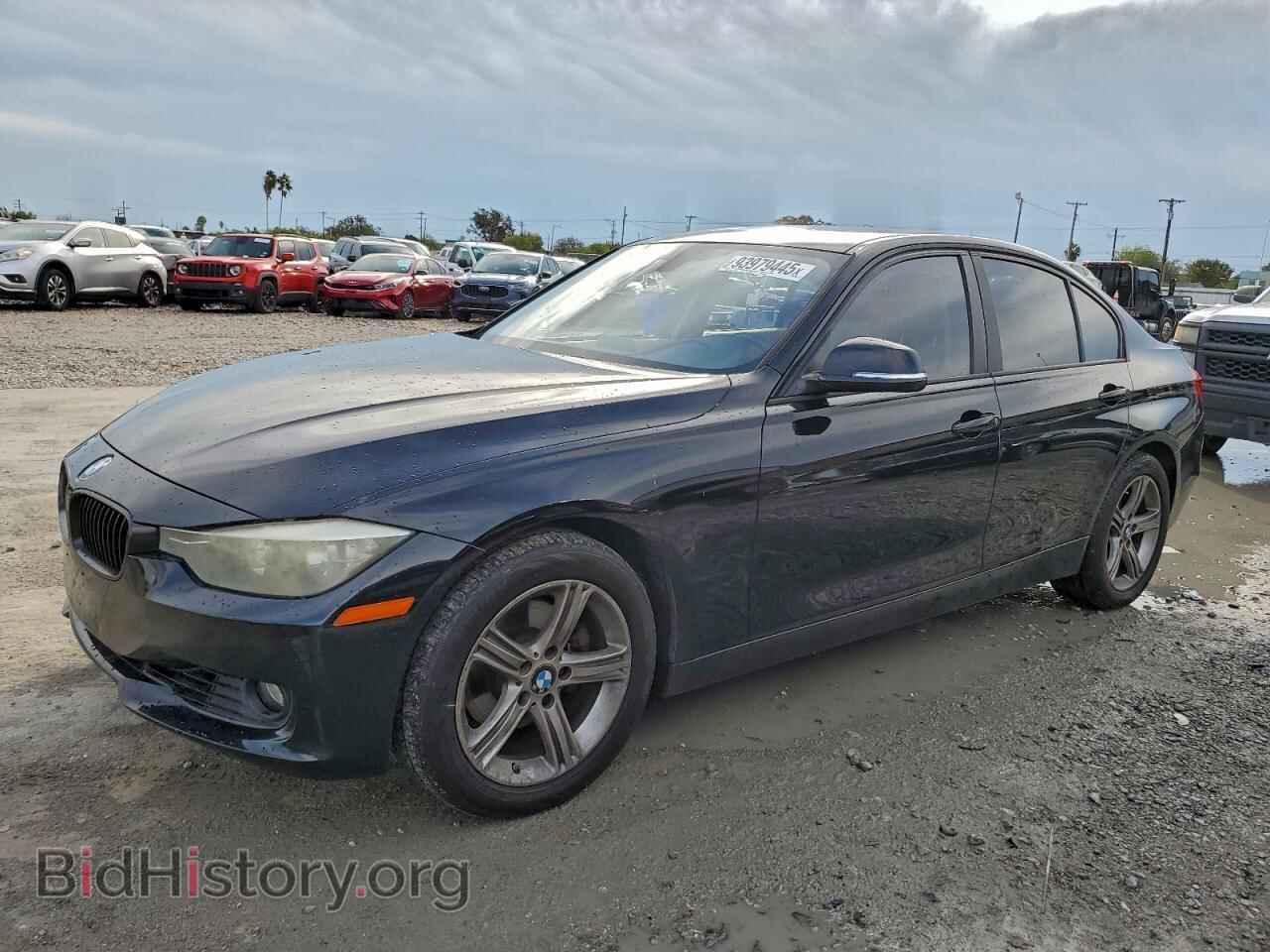 Photo WBA3B5C58DF595126 - BMW 3 SERIES 2013