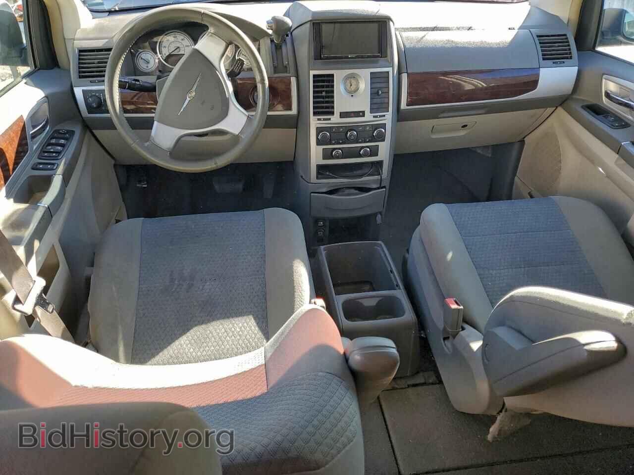 2009 CHRYSLER MINIVAN - VIN: 2A8HR54109R673567 - Фото 8