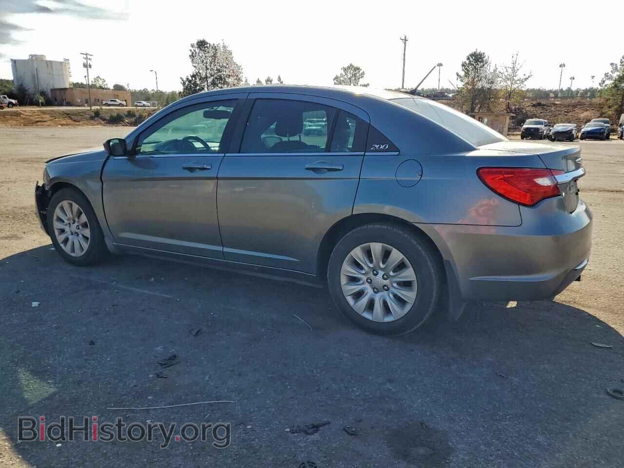 2013 CHRYSLER 200 - VIN: 1C3CCBAG8DN728304 - Фото 2