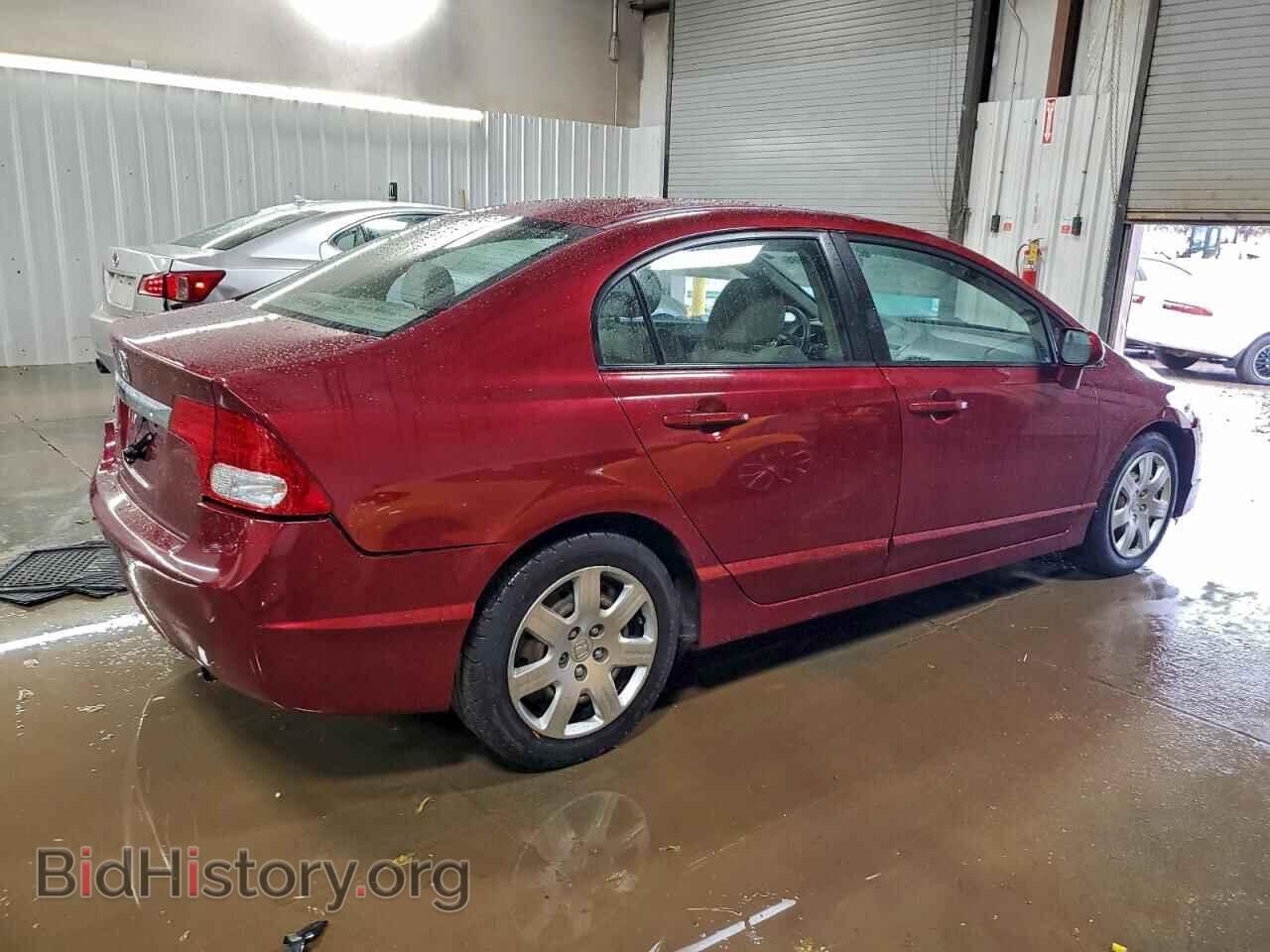 2010 HONDA CIVIC - VIN: 19XFA1F59AE058519 - Фото 3