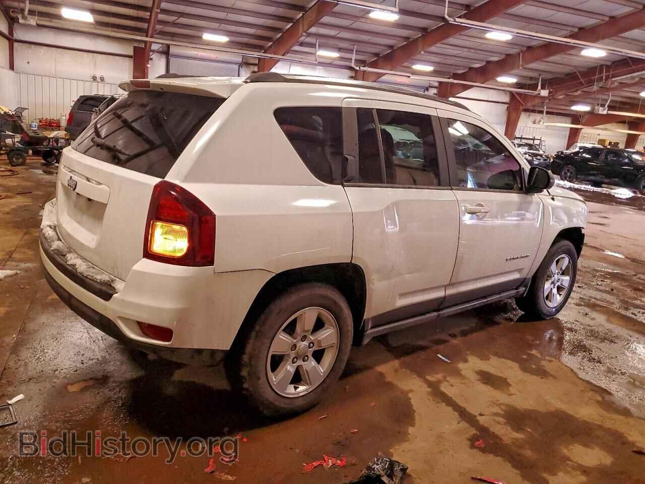 2014 JEEP COMPASS - VIN: 1C4NJCBA8ED561055 - Фото 3