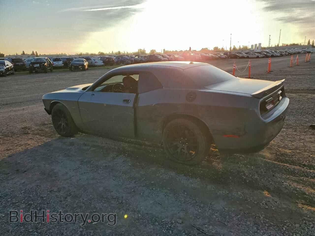 2018 DODGE CHALLENGER - VIN: 2C3CDZBTXJH123741 - Photo 2