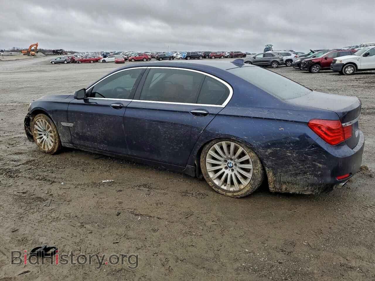 2012 BMW 7 SERIES - VIN: WBAKC8C55CC437692 - Фото 2