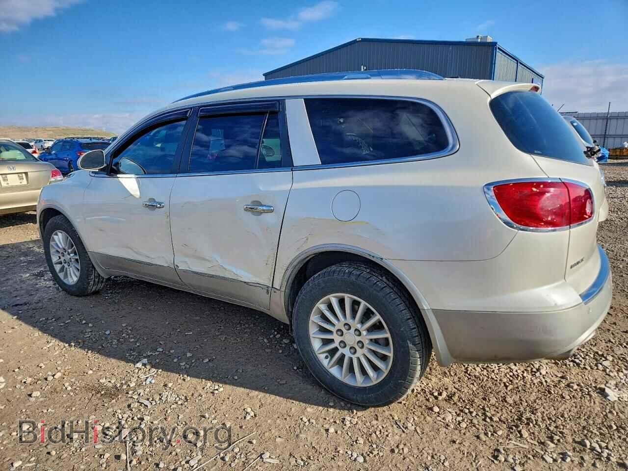 2011 BUICK ENCLAVE - VIN: 5GAKVBED2BJ271061 - Фото 2