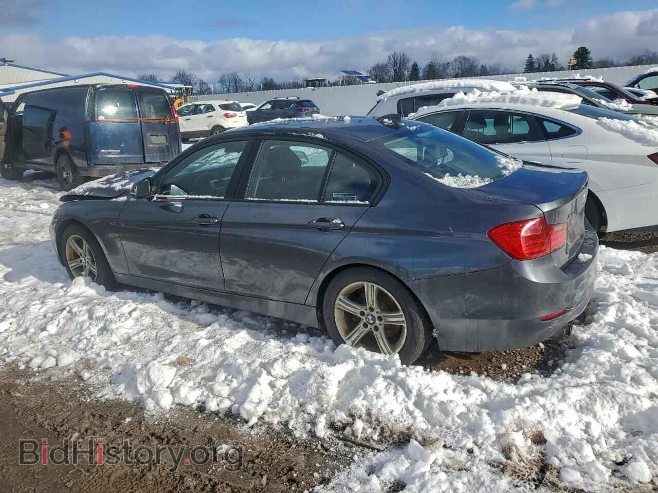 2013 BMW 3 SERIES - VIN: WBA3B5C50DF591832 - Фото 2