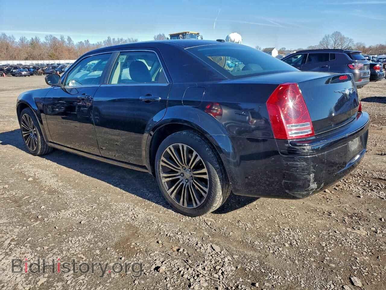 2010 CHRYSLER 300 - VIN: 2C3CA2CV9AH329388 - Фото 2