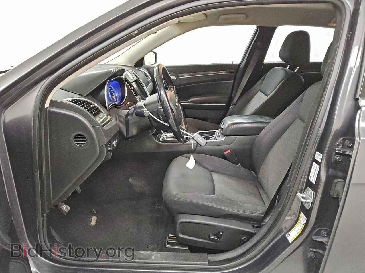 2019 CHRYSLER 300 - VIN: 2C3CCAAG0KH590547 - Фото 7