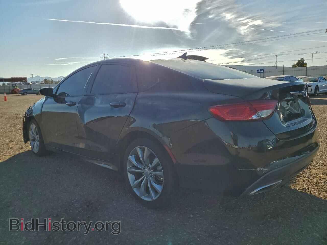 2016 CHRYSLER 200 - VIN: 1C3CCCBGXGN113178 - Фото 2