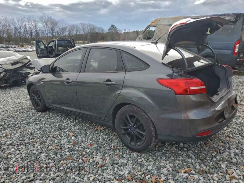 2017 Ford FOCUS (VIN 1FADP3F24HL320333) — фото 2 из 14