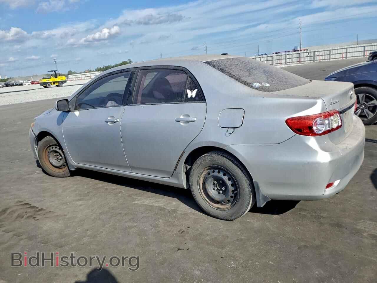 2011 TOYOTA COROLLA - VIN: 2T1BU4EE6BC610910 - Фото 2