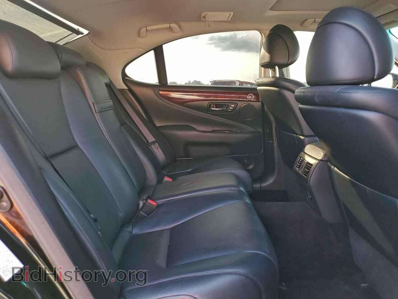 2007 LEXUS LS460 - VIN: JTHBL46F575042758 - Photo 10