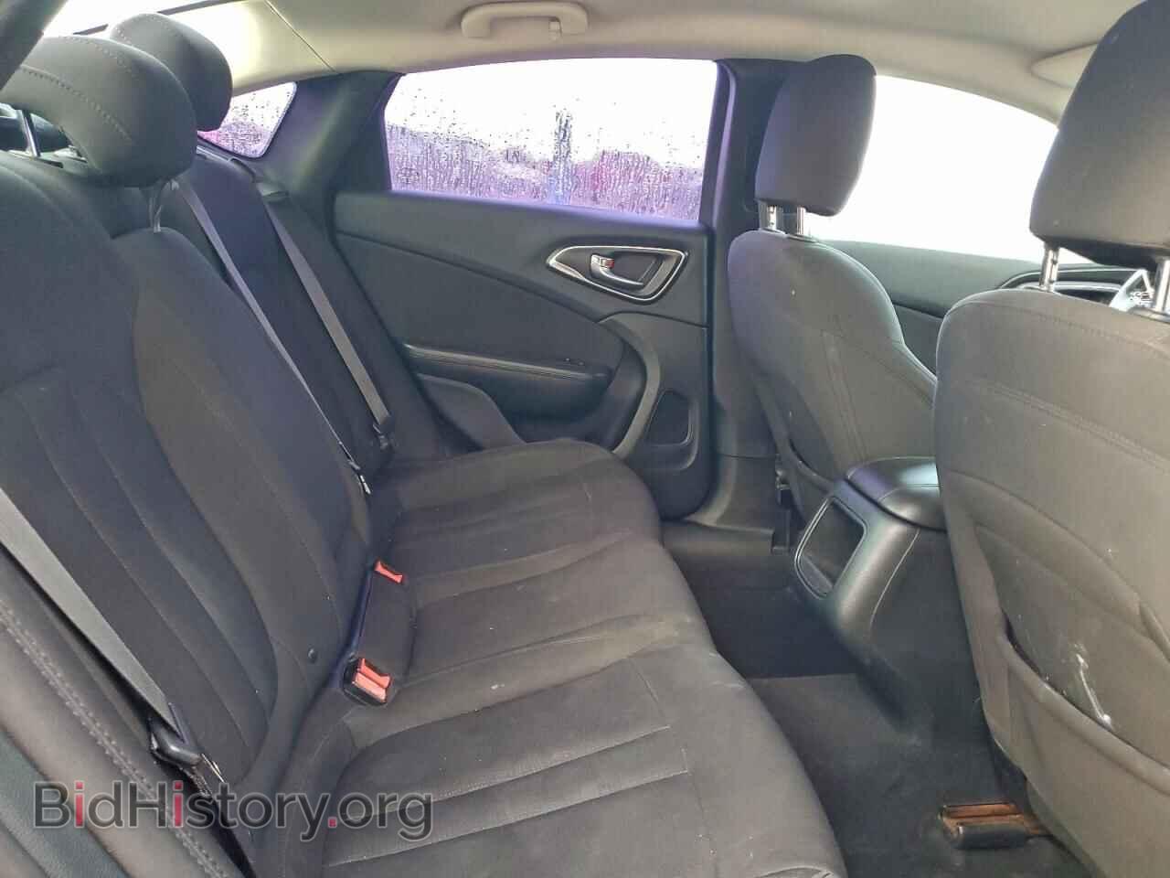 2015 CHRYSLER 200 - VIN: 1C3CCCAB0FN642658 - Фото 10