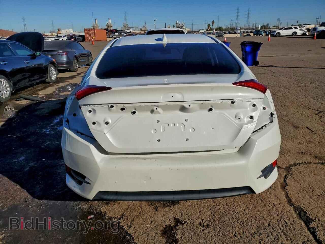 2018 HONDA CIVIC - VIN: 2HGFC2F73JH518975 - Фото 6