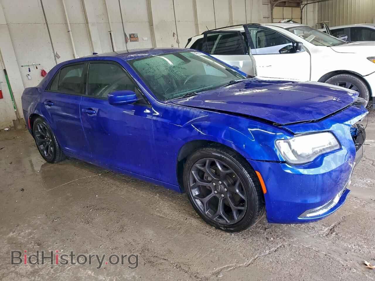 2019 CHRYSLER 300 - VIN: 2C3CCABG4KH559669 - Фото 4