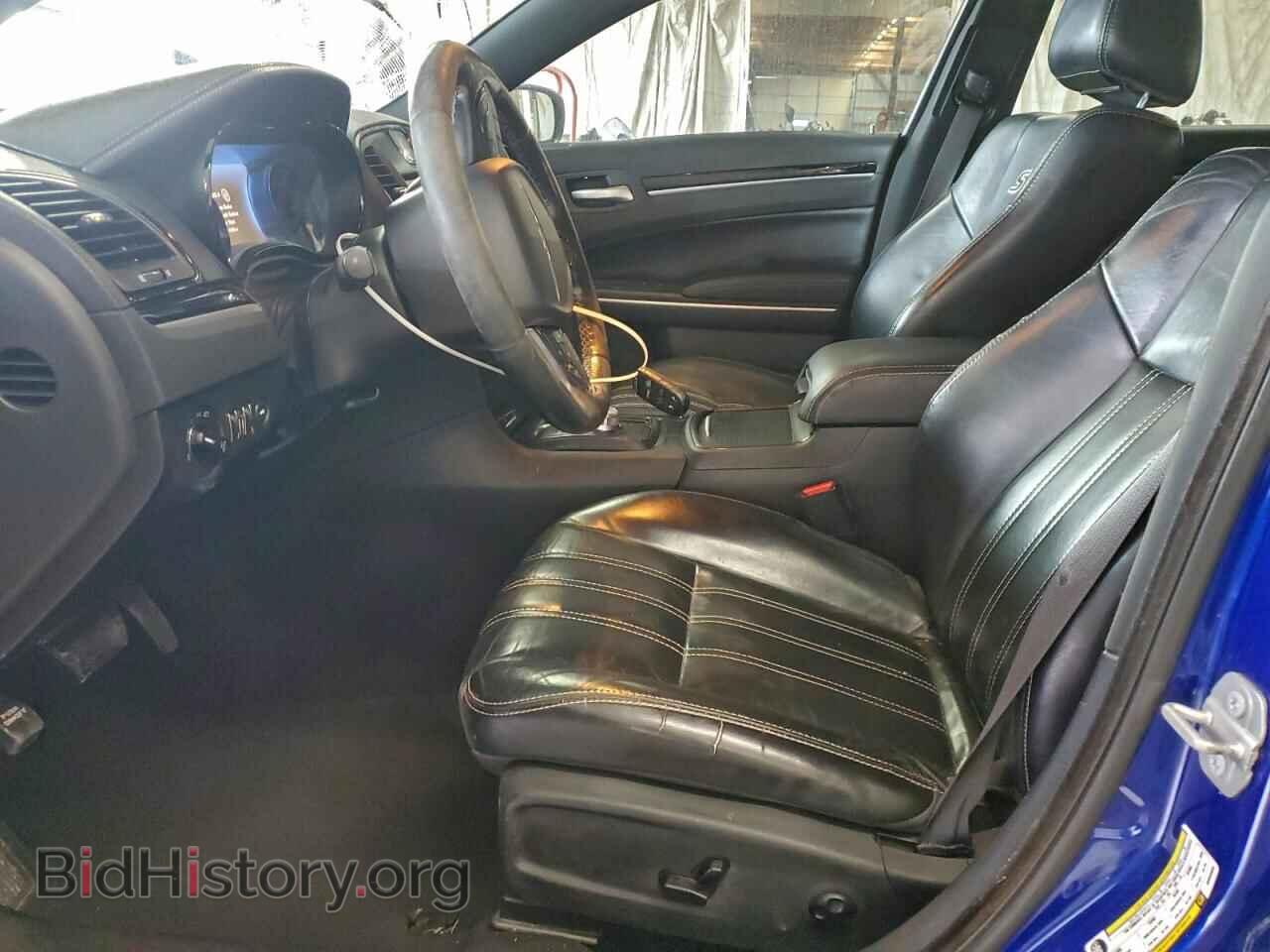2019 CHRYSLER 300 - VIN: 2C3CCABG4KH559669 - Фото 7