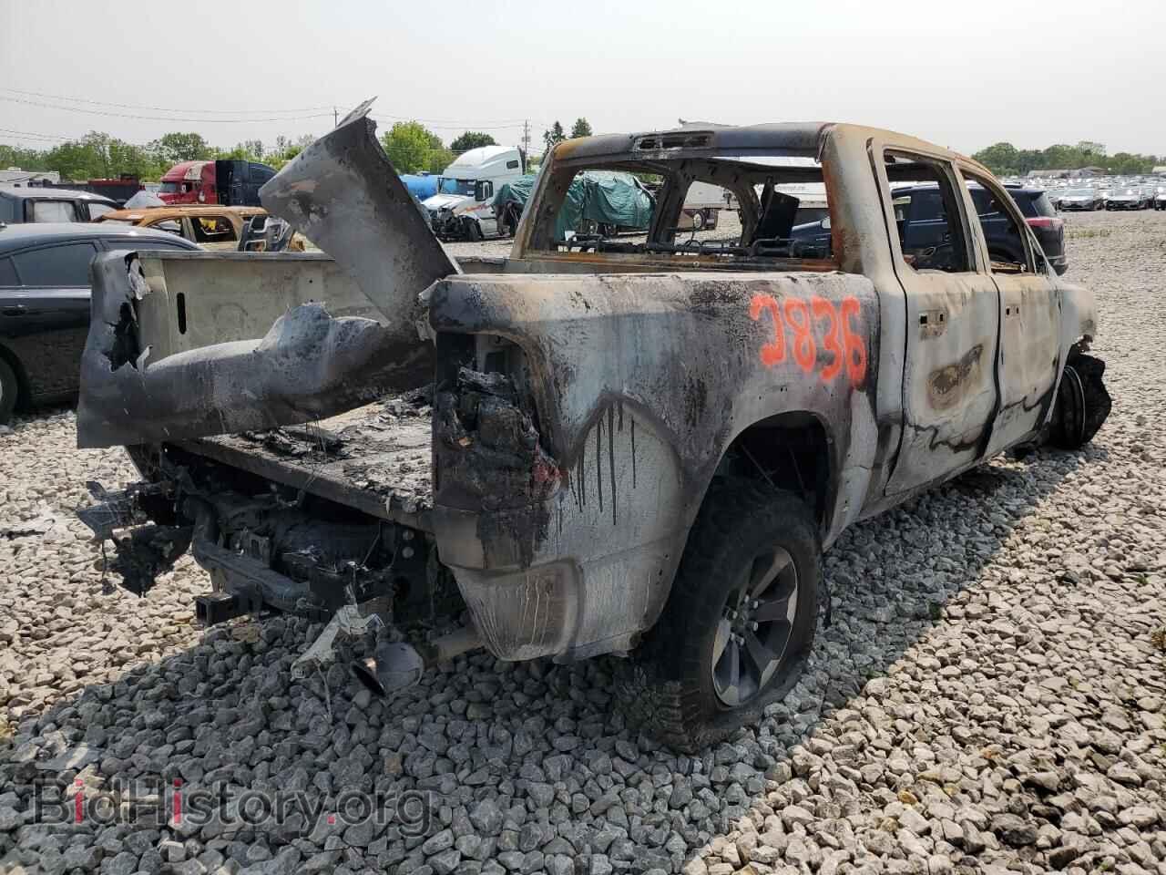 2024 RAM 1500 - VIN: 1C6SRFLT7RN216510 - Фото 3
