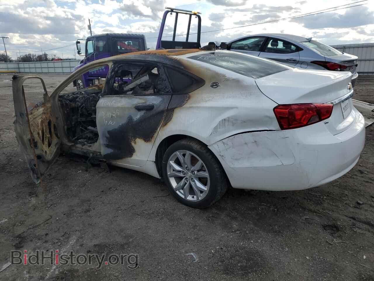 2017 CHEVROLET IMPALA - VIN: 2G1105S38H9172764 - Фото 2
