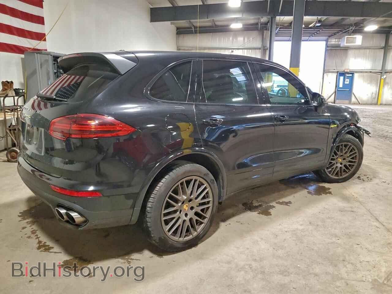 2017 PORSCHE CAYENNE - VIN: WP1AE2A2XHLA74620 - Фото 3