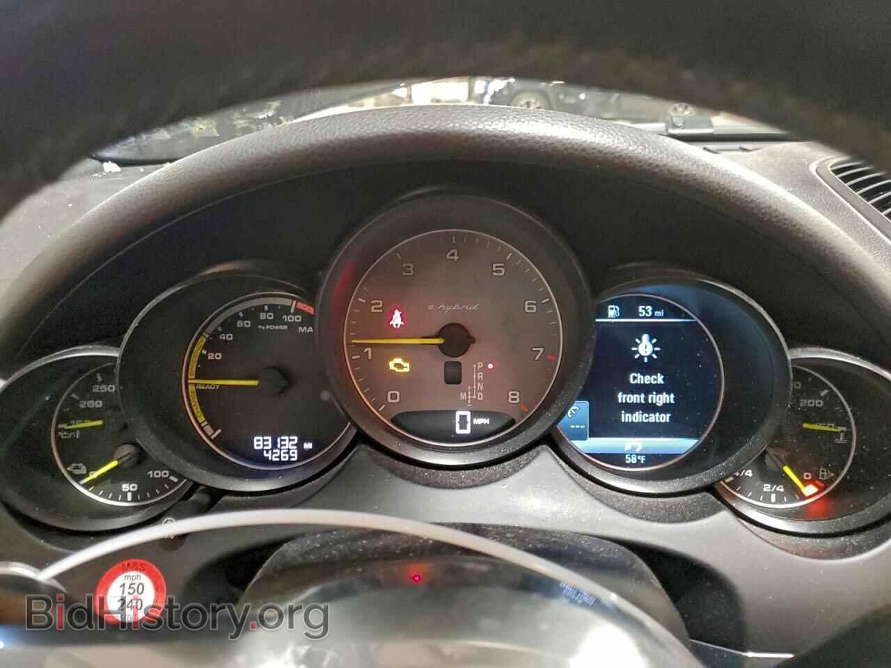 2017 PORSCHE CAYENNE - VIN: WP1AE2A2XHLA74620 - Фото 9