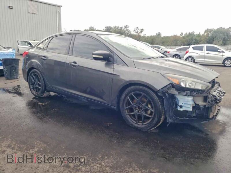 2016 Ford FOCUS (VIN 1FADP3F26GL301474) — photo 4 of 15