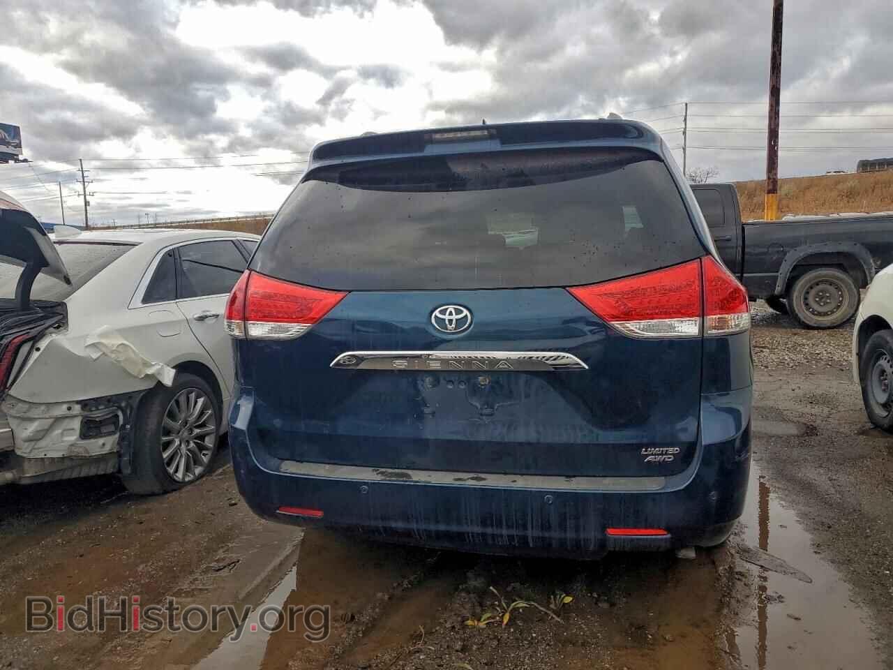 2011 TOYOTA All Models - VIN: 5TDDK3DC8BS016951 - Фото 6