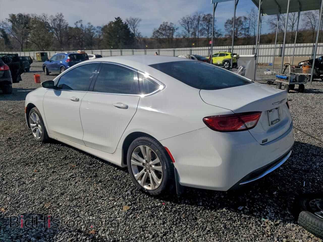 2015 CHRYSLER 200 - VIN: 1C3CCCAB9FN557270 - Фото 2