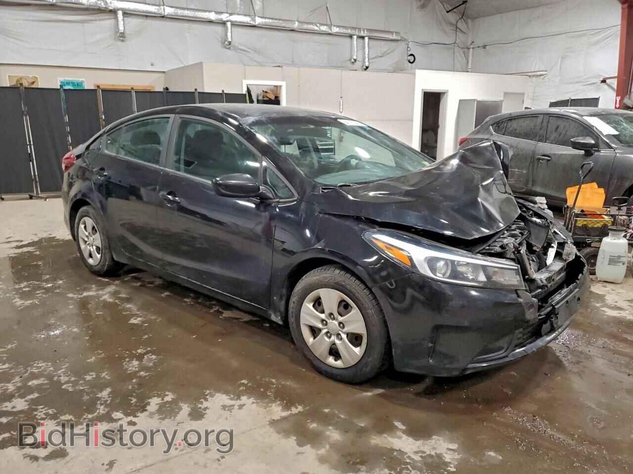 2017 KIA FORTE - VIN: 3KPFK4A75HE160580 - Photo 4