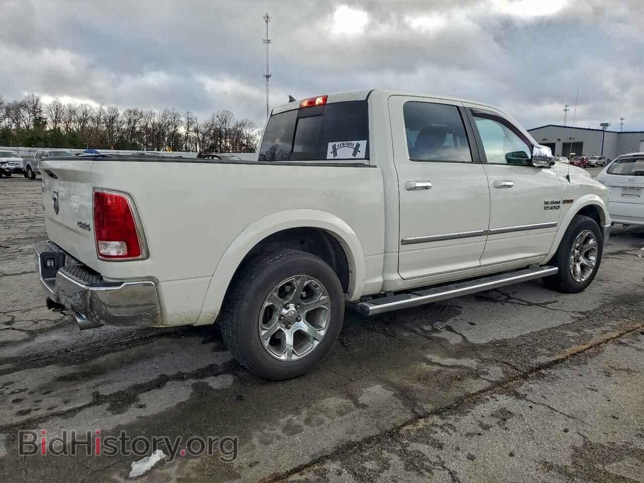 2018 RAM 1500 - VIN: 1C6RR7NM4JS251022 - Фото 3