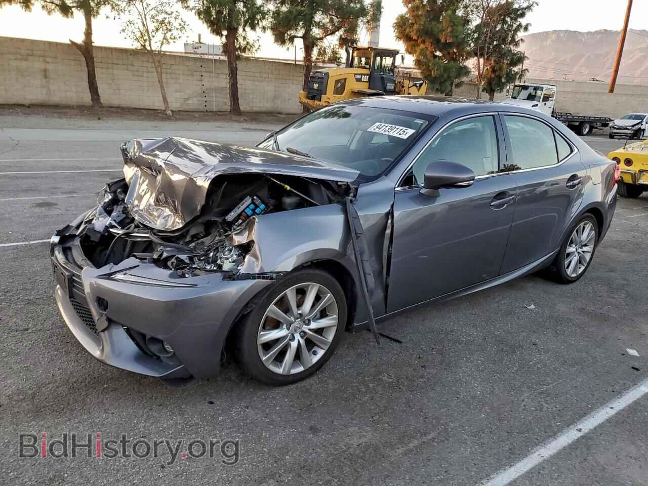Фотография JTHBF1D24F5063864 - LEXUS IS 2015