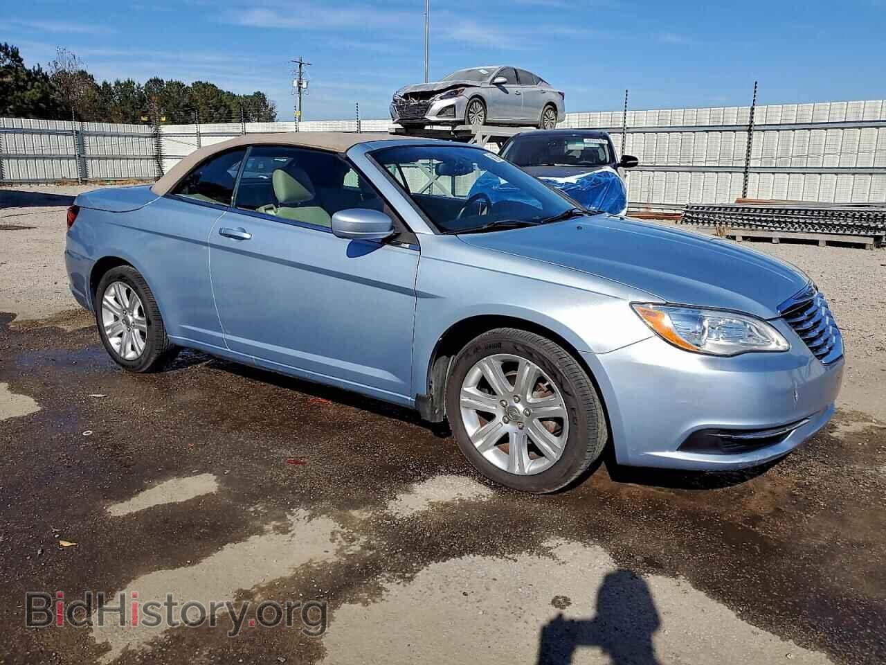 2013 CHRYSLER 200 - VIN: 1C3BCBEBXDN585639 - Фото 4