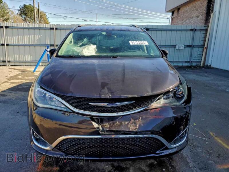 2017 Chrysler PACIFICA (VIN 2C4RC1BG7HR712263) — photo 5 of 15