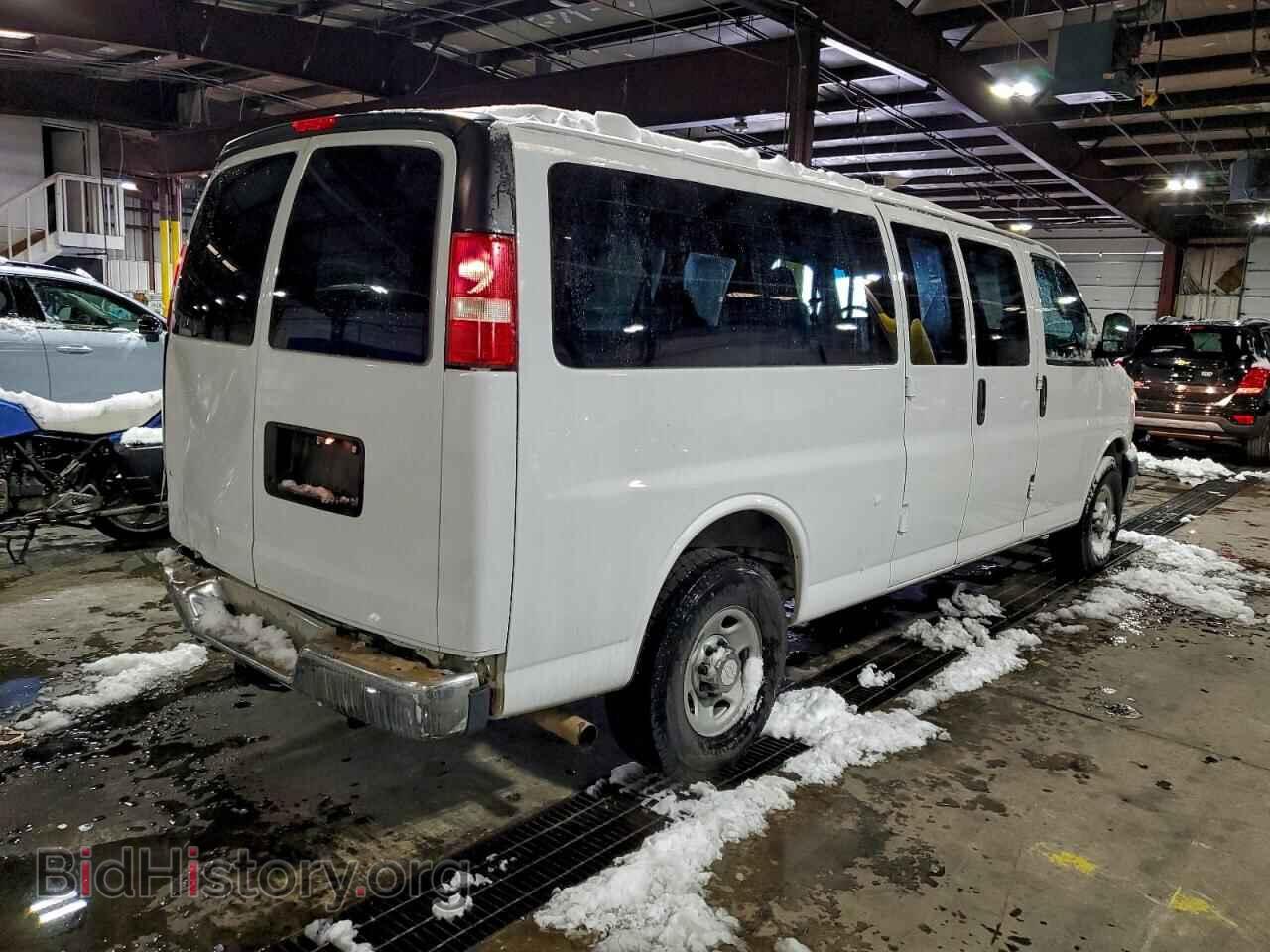 2017 CHEVROLET EXPRESS - VIN: 1GAZGPFG0H1227879 - Photo 3