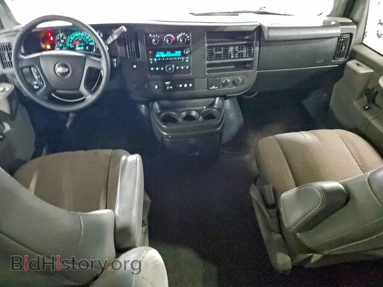 2017 CHEVROLET EXPRESS - VIN: 1GAZGPFG0H1227879 - Photo 8