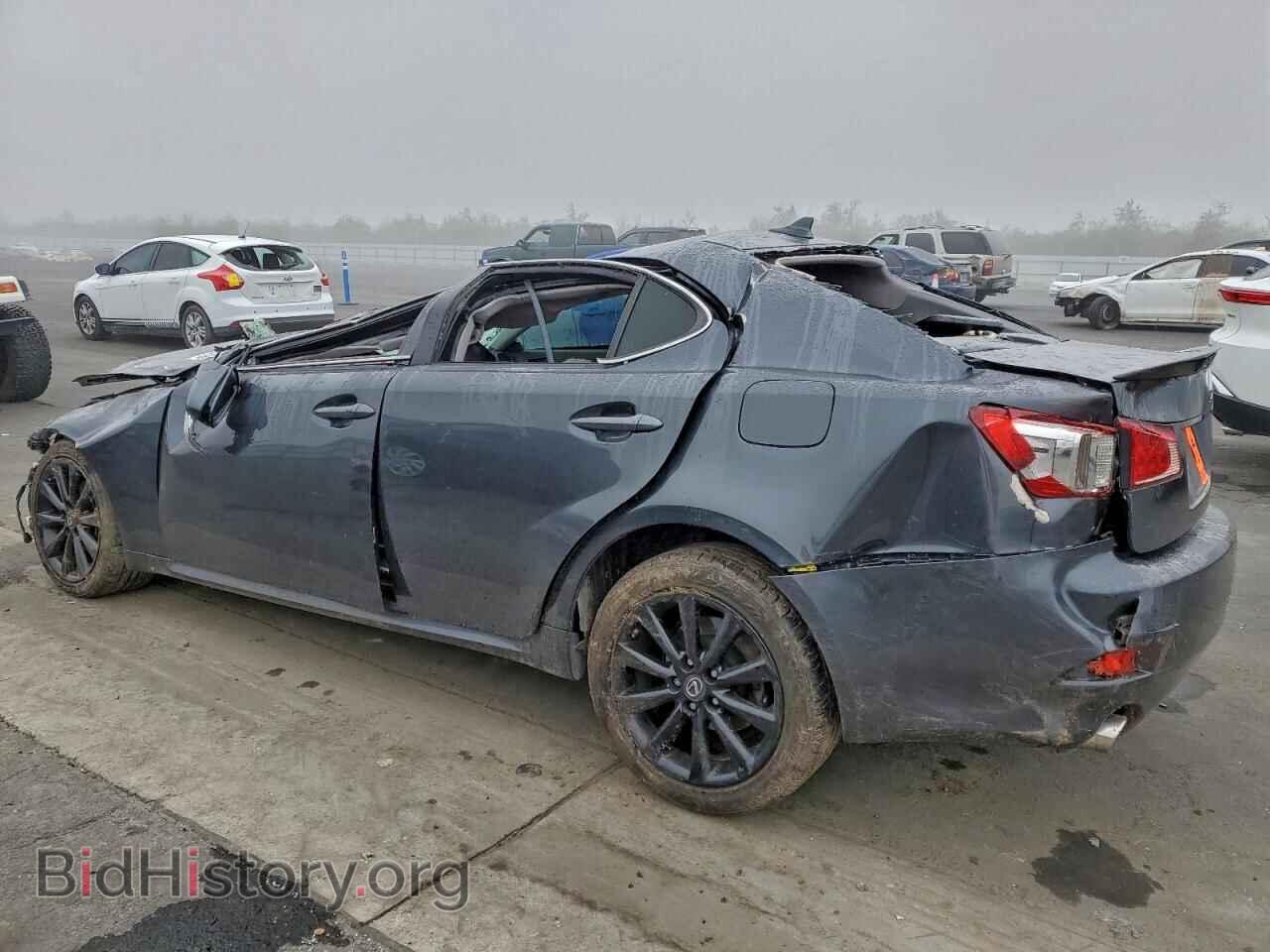 2011 LEXUS IS - VIN: JTHBF5C2XB5134097 - Photo 2
