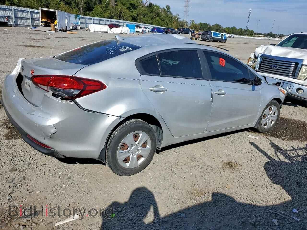 2017 KIA FORTE - VIN: 3KPFK4A70HE111853 - Фото 3