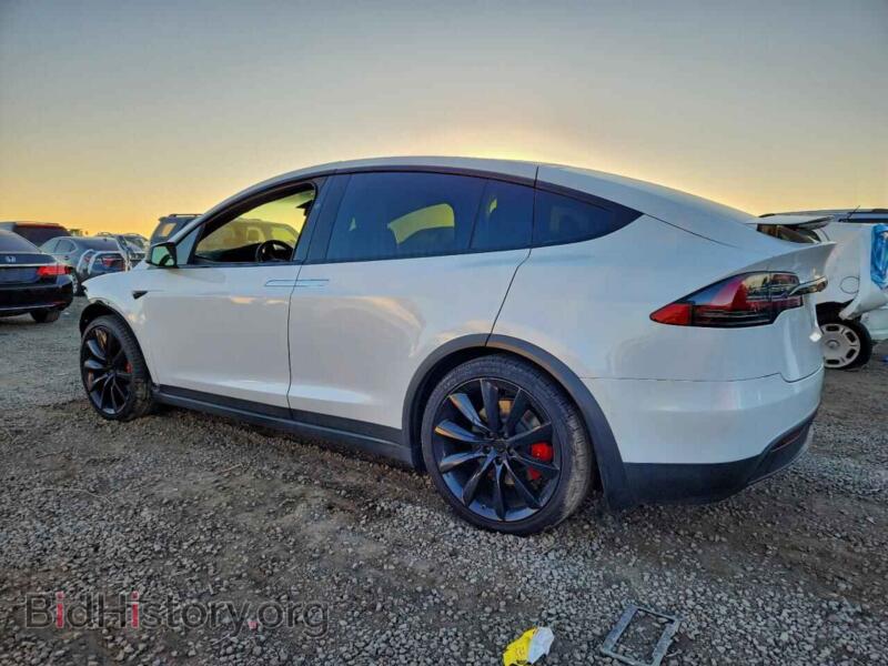 2020 Tesla MODEL X (VIN 5YJXCAE49LF301945) — фото 2 из 14