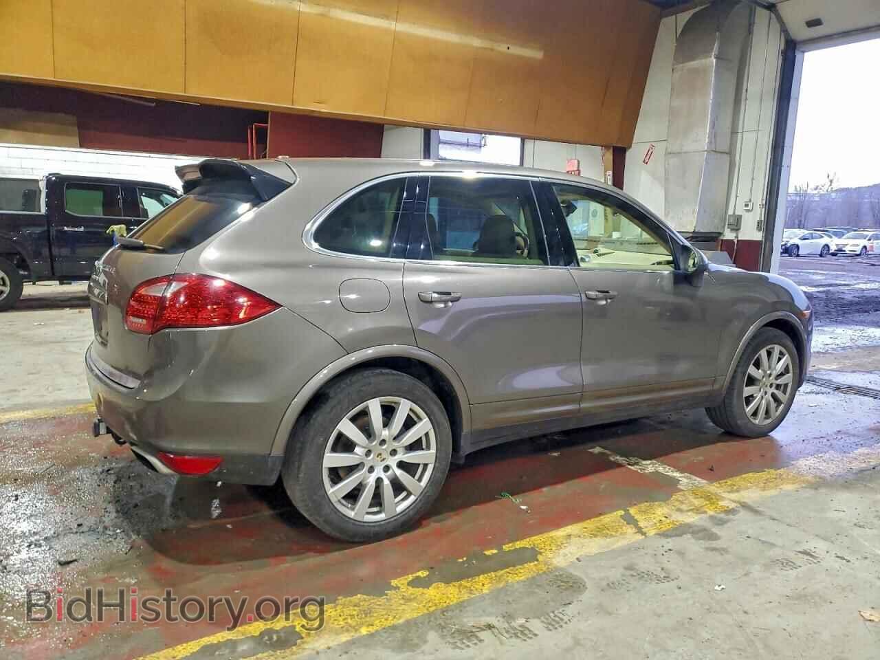 2013 PORSCHE CAYENNE - VIN: WP1AA2A28DLA04104 - Photo 3